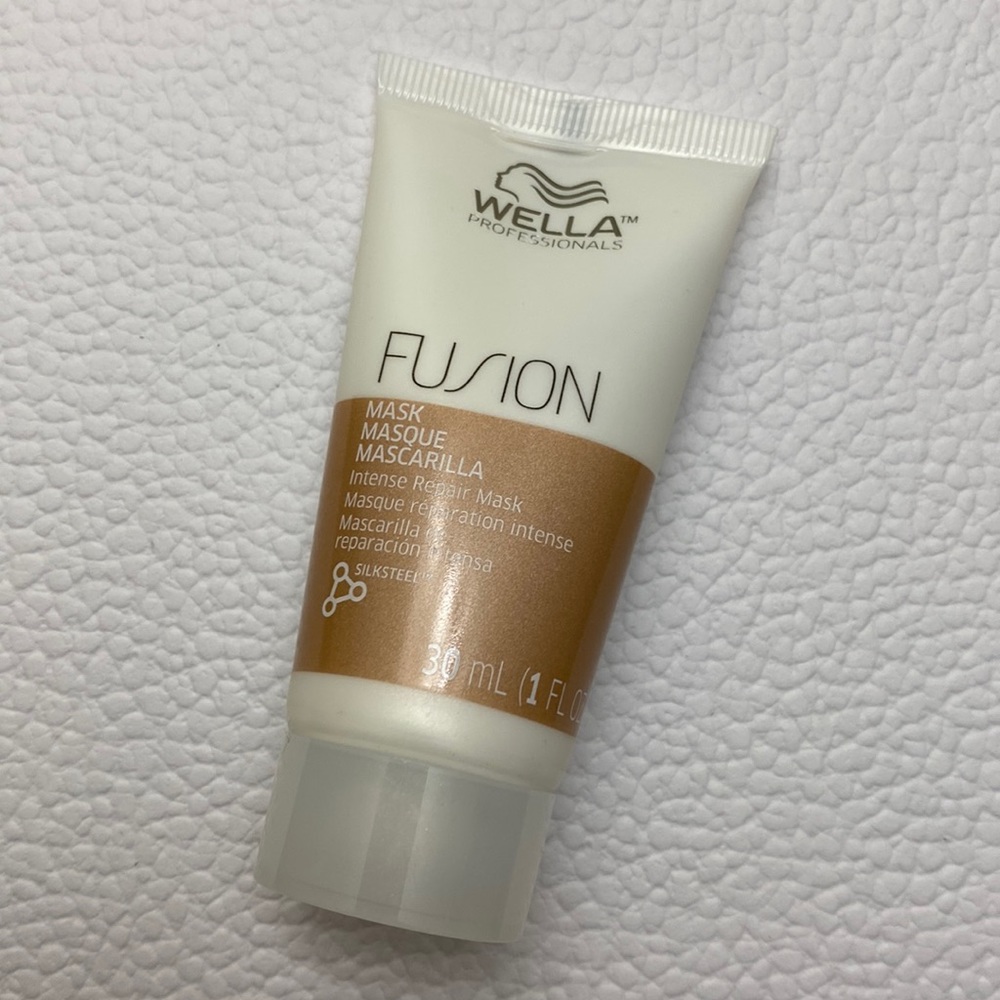 ❗️6/$25❗️Wella Intense Repair Mask